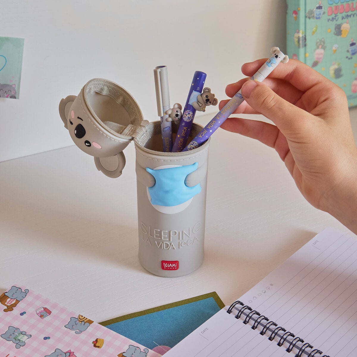 Trousse 2 en 1 en Silicone Koala « Sleeping la Vida Loca » - Kawaii